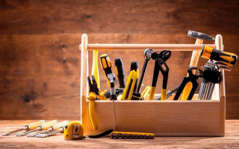 Deck and Engine Store Services - Link Pic Deck and Engine Store Supplies Services